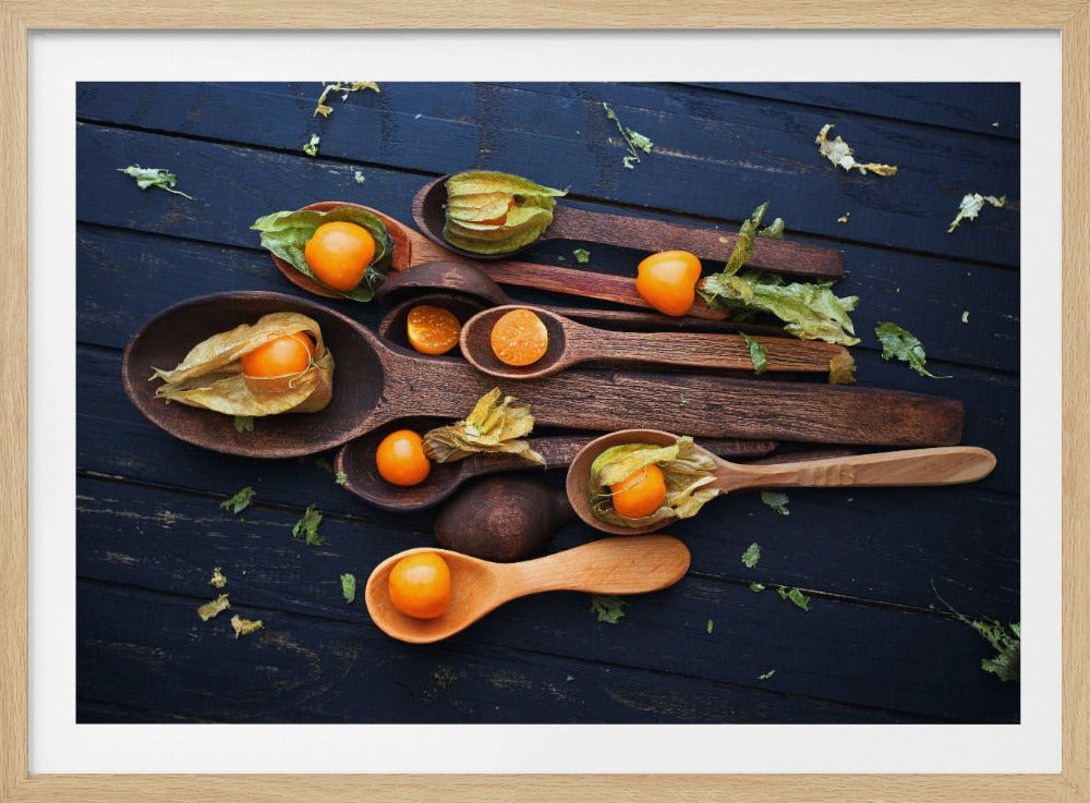 Lusikat ja Physalis | Julisteet - Taidevedokset