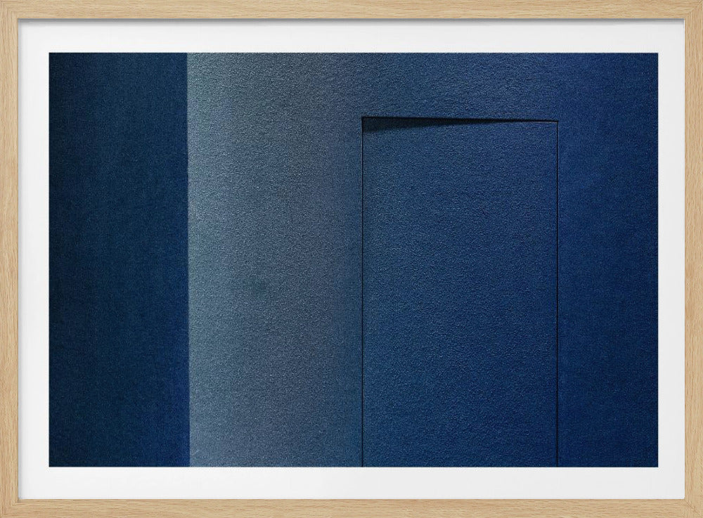 Minimalismo azul o una puerta secreta | Posters  - Impresiones de Arte