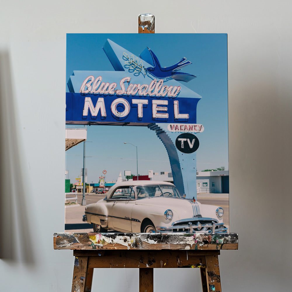 Blue Swallow Motel | Canvastaulut