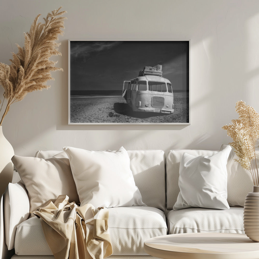 Gestrandeter Bus | Poster - Kunstdruck