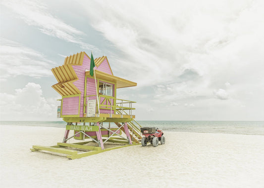 MIAMI BEACH Vintage Florida Flair | Canvas
